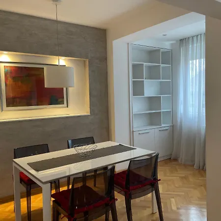 Tina Apartament